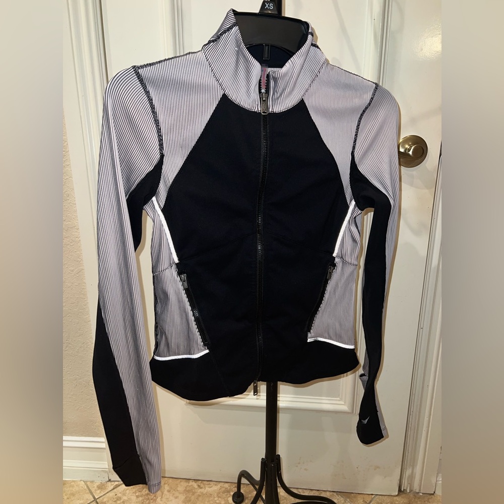 Free People Movement Activewear Zip Up Jacket Size Small